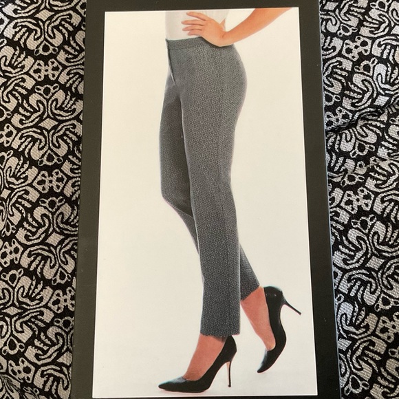 Mario Serrani Ladies Slim Fit Pant - Picture 5 of 7